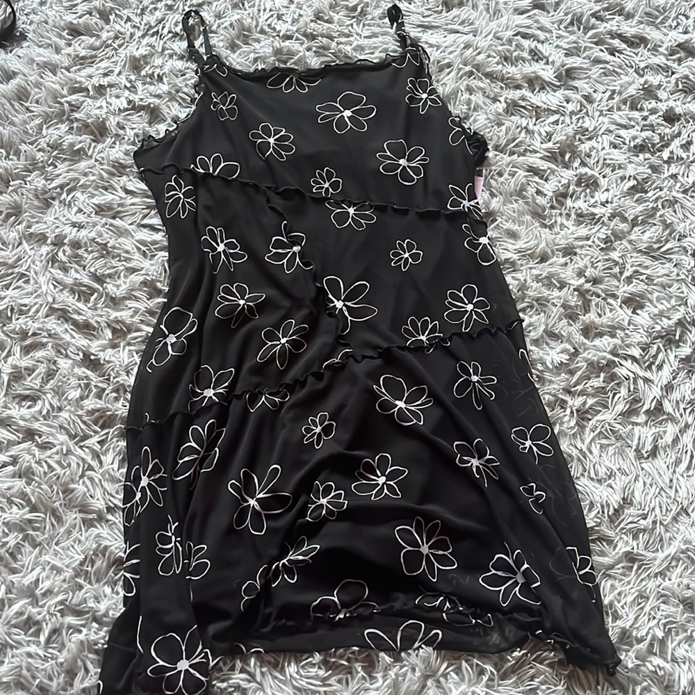 Daisy print dress